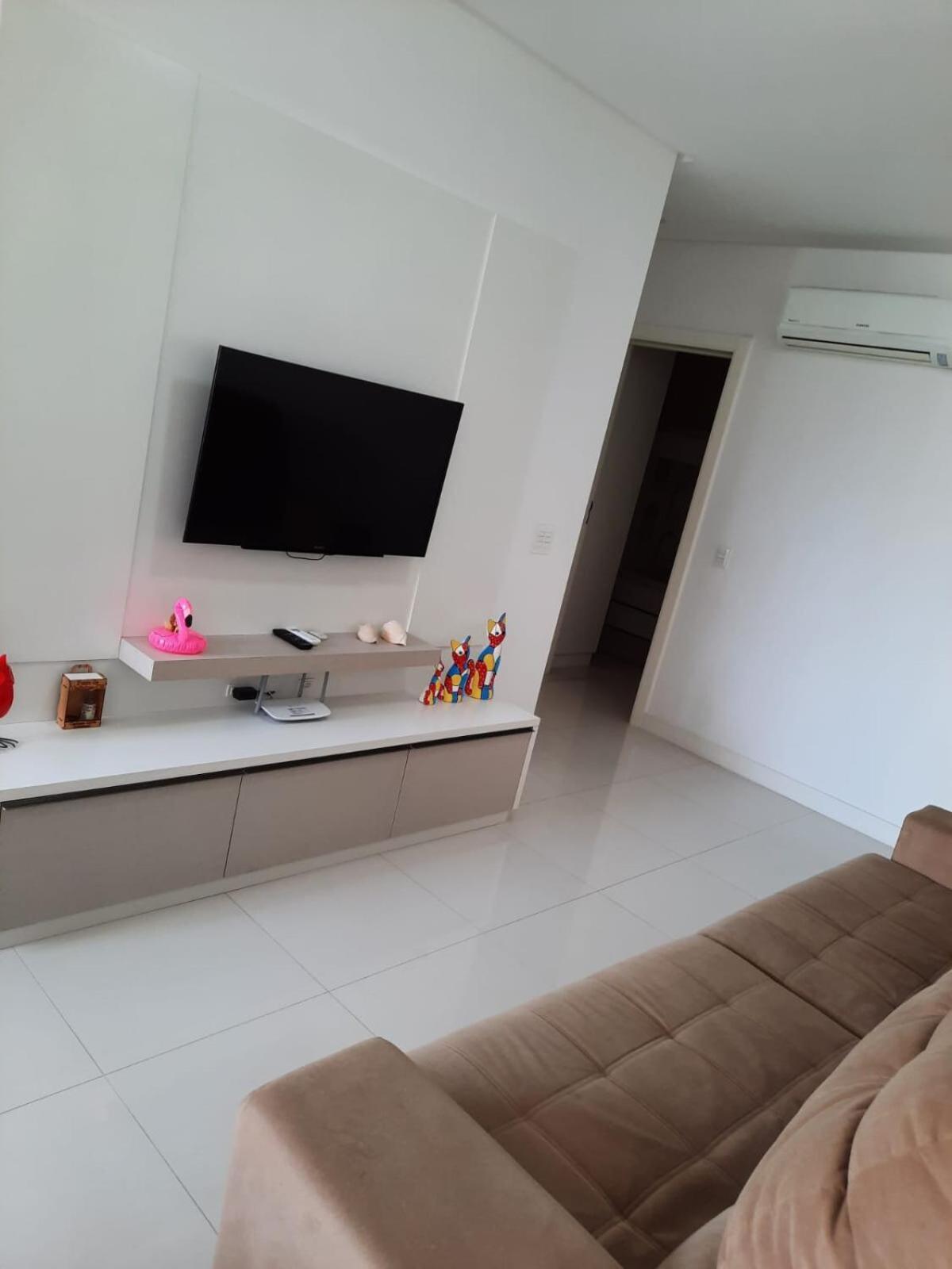 Ate 6 Pessoas - 900m - 2 Garagens Balneario Camboriu