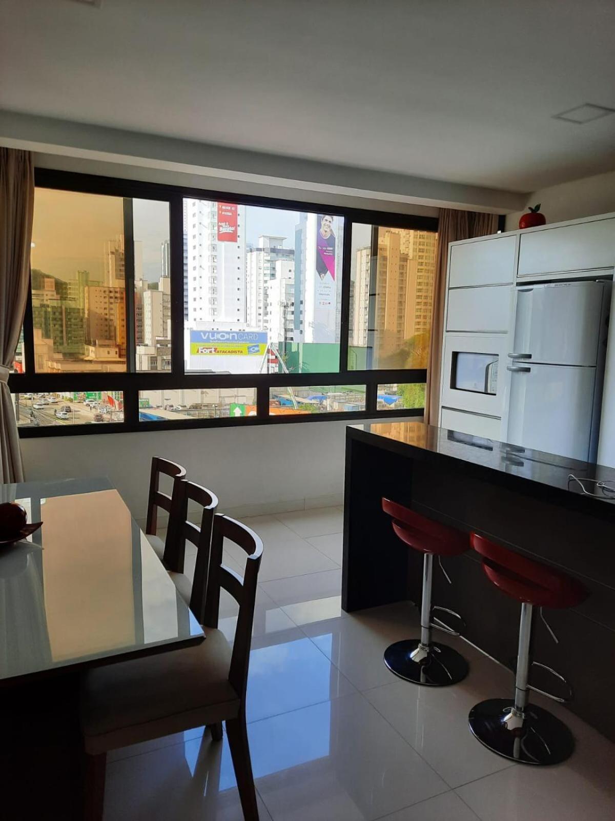 Apartamento Ate 6 Pessoas - 900m - 2 Garagens *